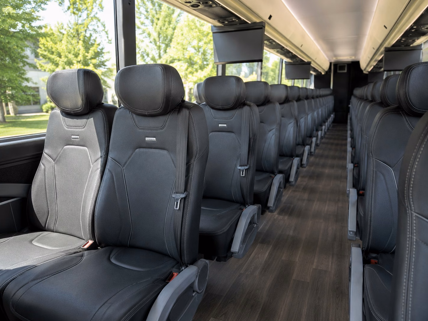 airport shuttles for out of town wedding guests flying into kansas city