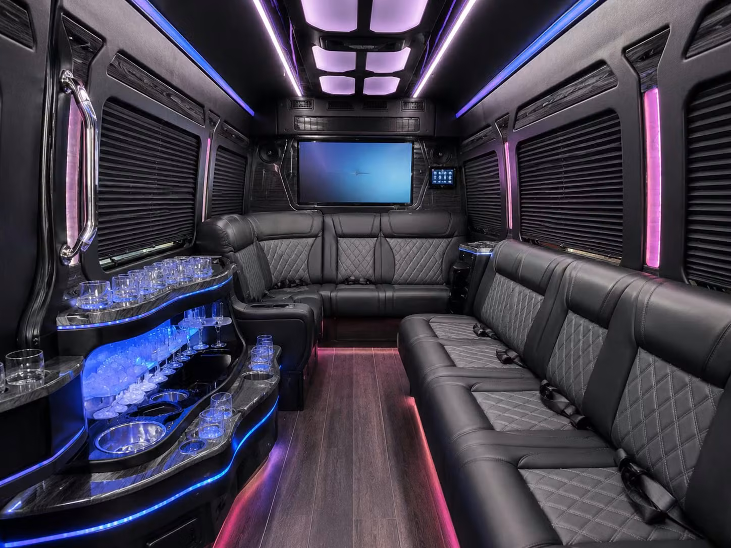 book prom transportation to kansas city venues from independence