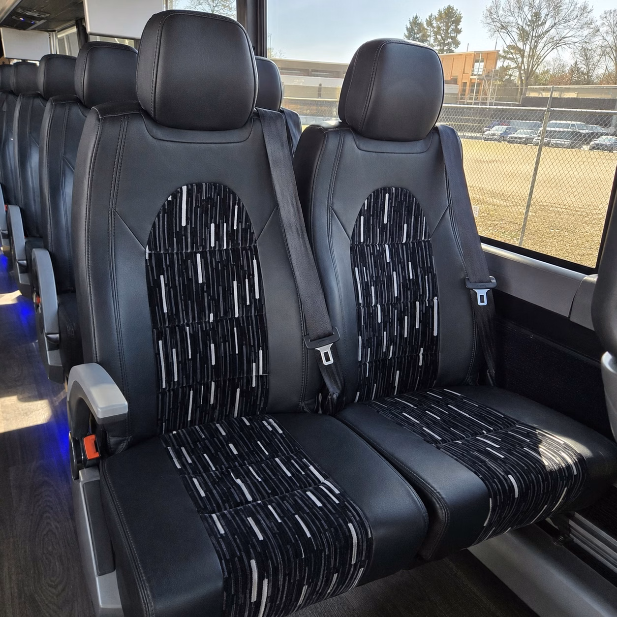 does the day of the week change what a bus costs in independence missouri