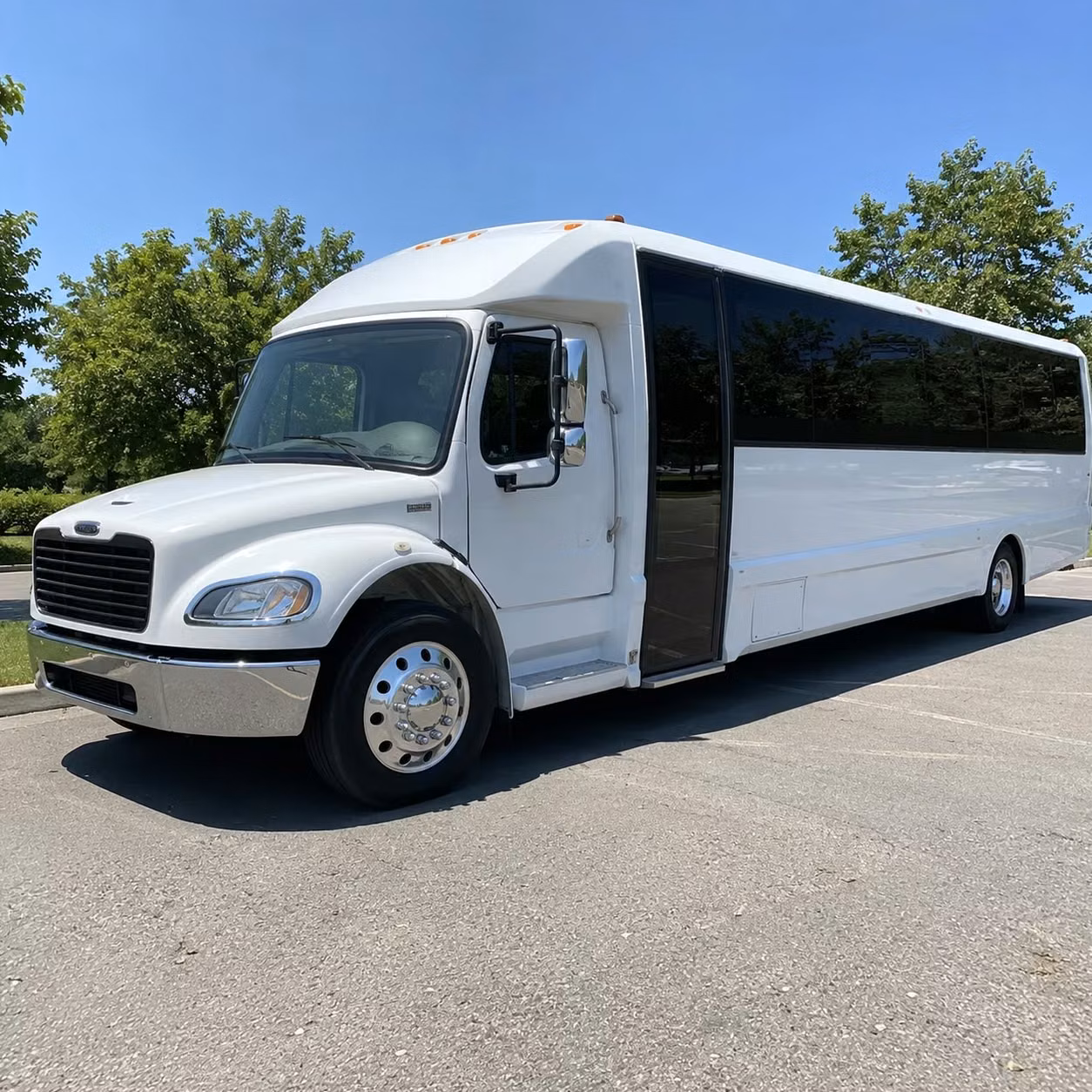 independence 18 passenger minibus rental