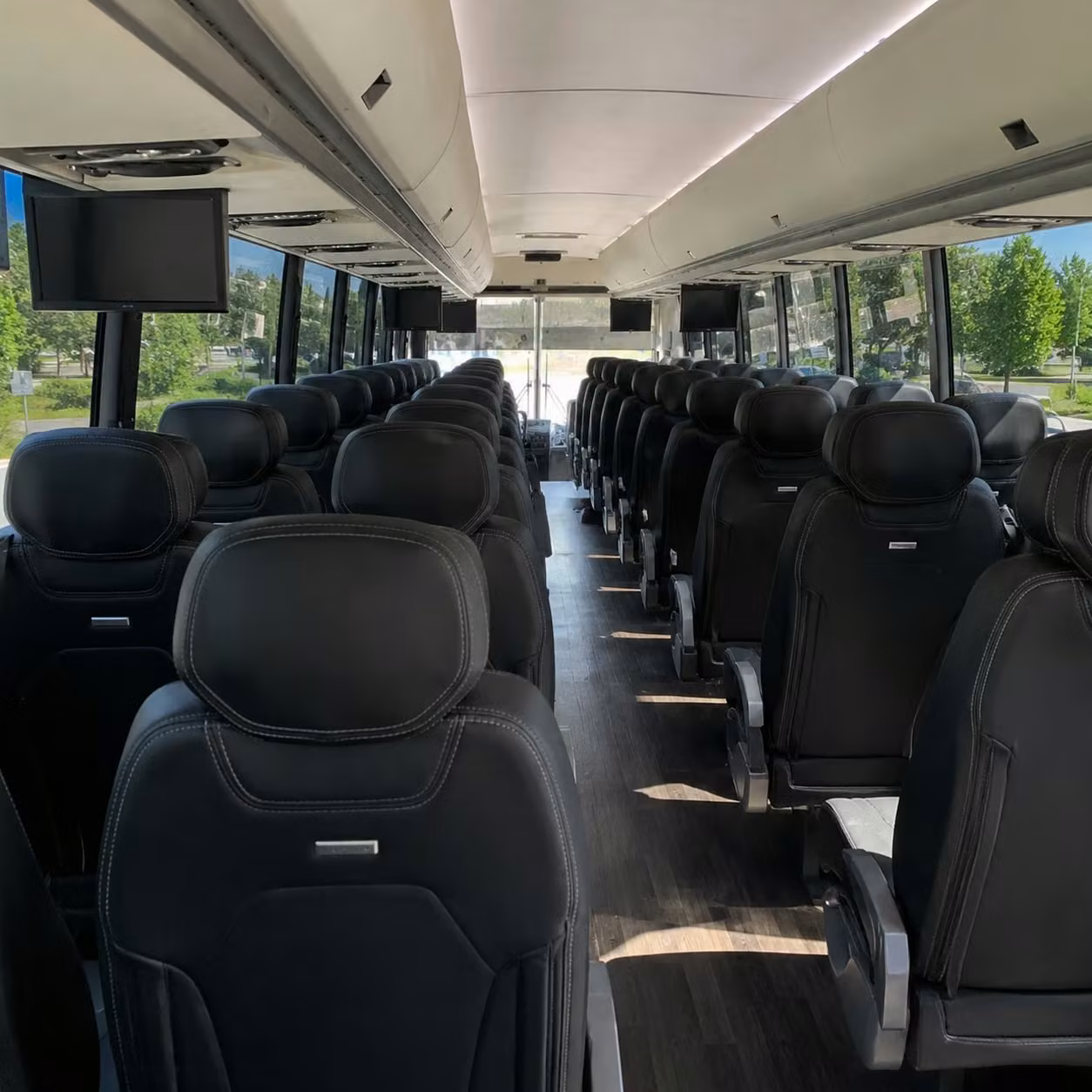 independence 56 passenger charter bus rental