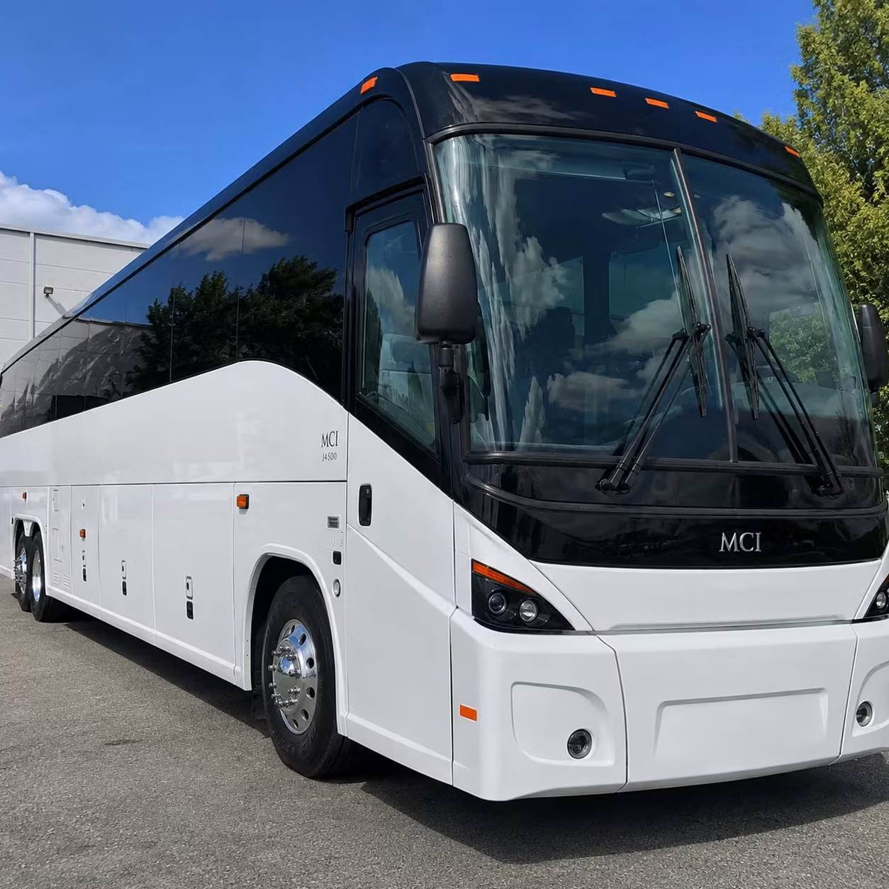 independence charter bus rental fleet