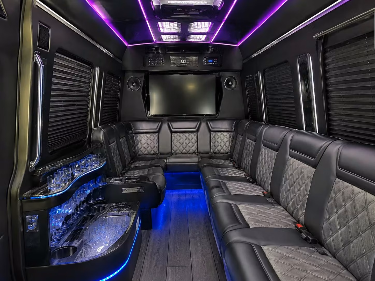 sporting kc soccer fan shuttles from independence