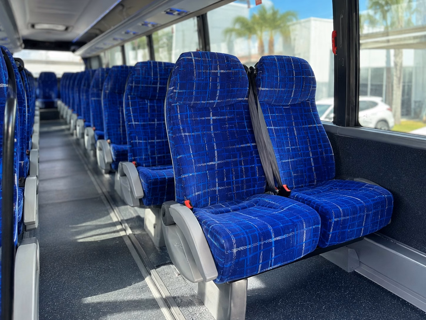 wedding shuttle services bus rentals in independence